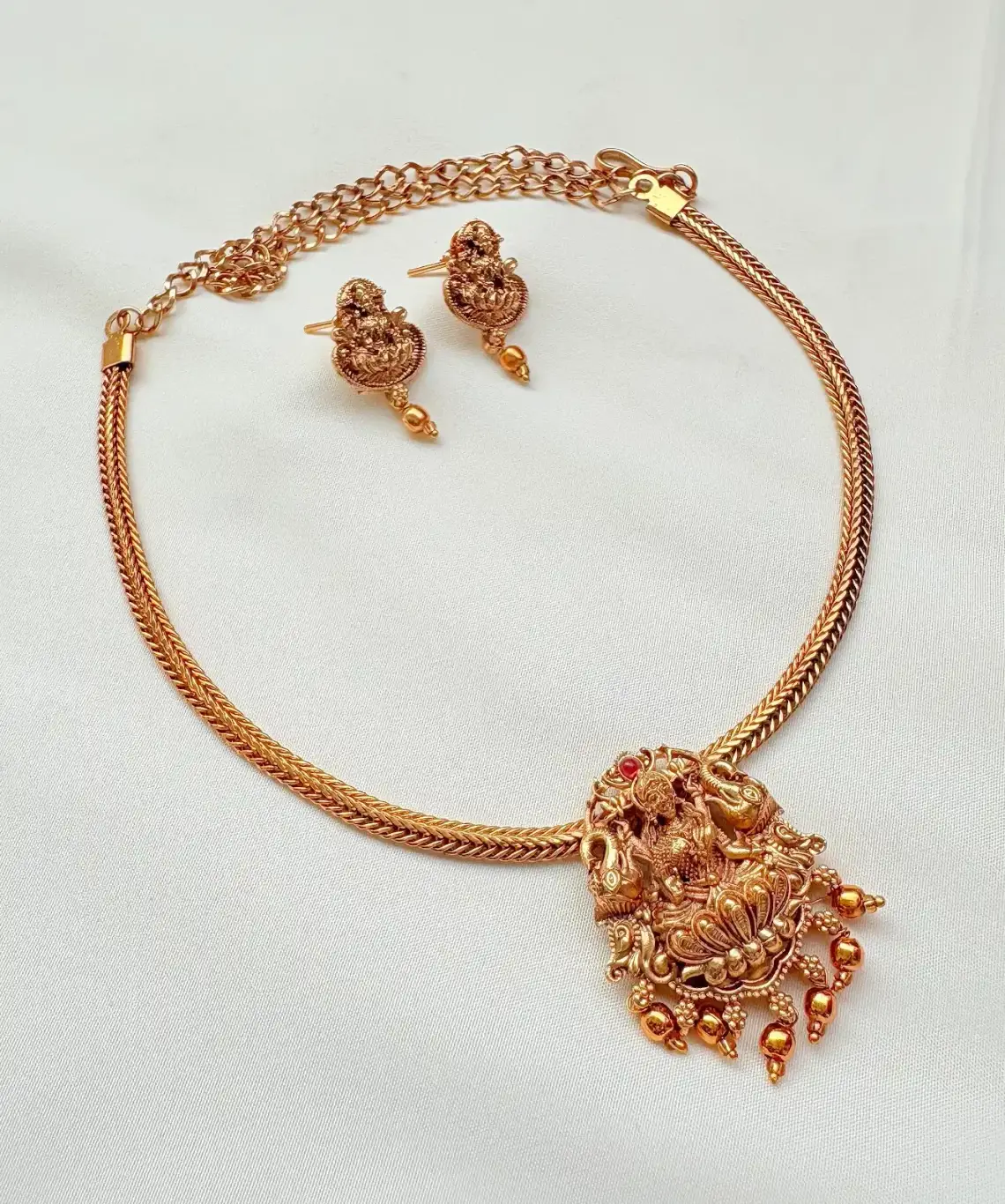 Matte Finish Choker Set - NTZ023